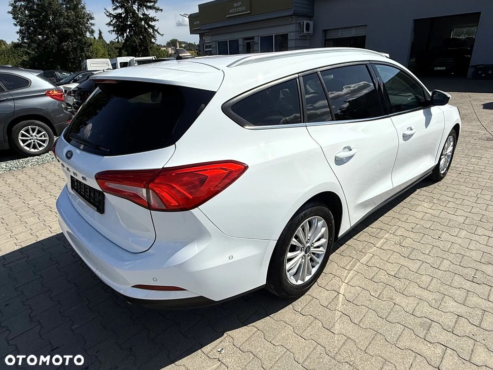 Ford Focus 2.0 TDCi Titanium ASS PowerShift - 3