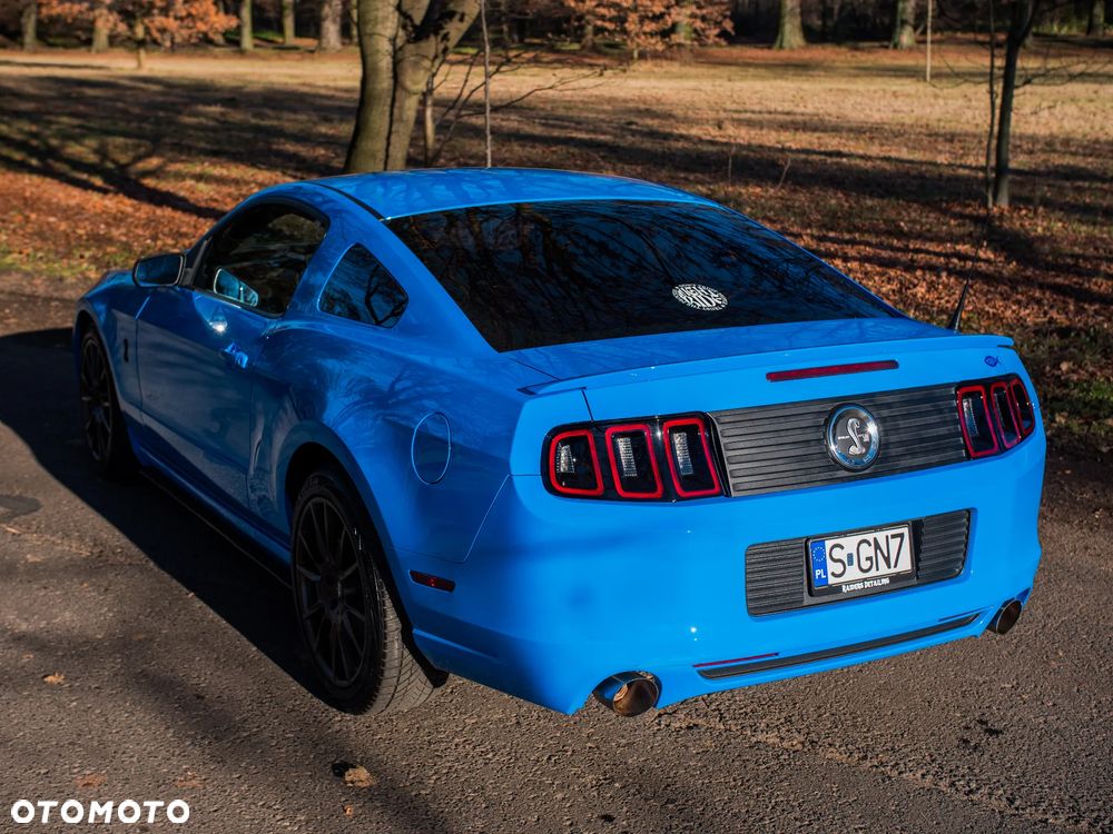 Ford Mustang 3.7 V6 - 10