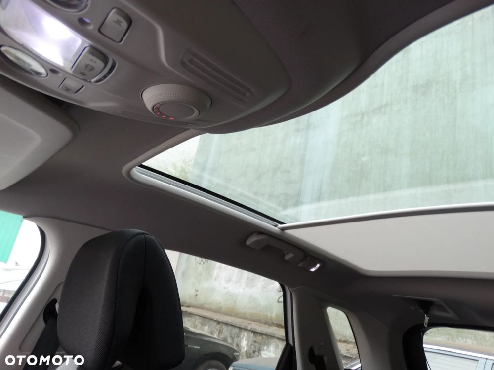 Citroën C4 Picasso PureTech 130 Stop&Start SELECTION - 14