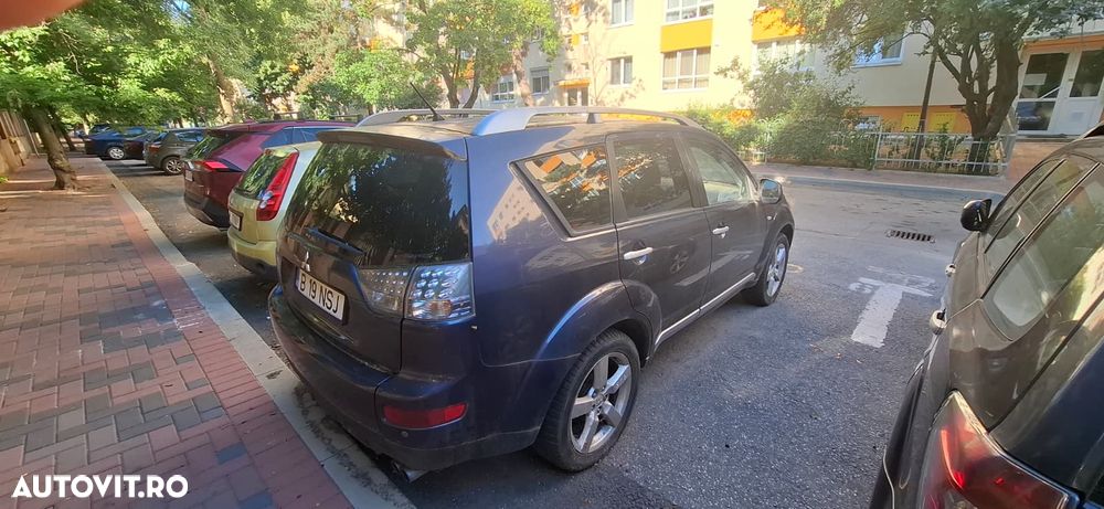 Mitsubishi Outlander 2.2 DI-D Instyle - 8