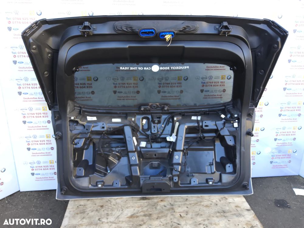 Haion Peugeot 3008 an 2016-2024 haion cu luneta Peugeot 3008 II - 2