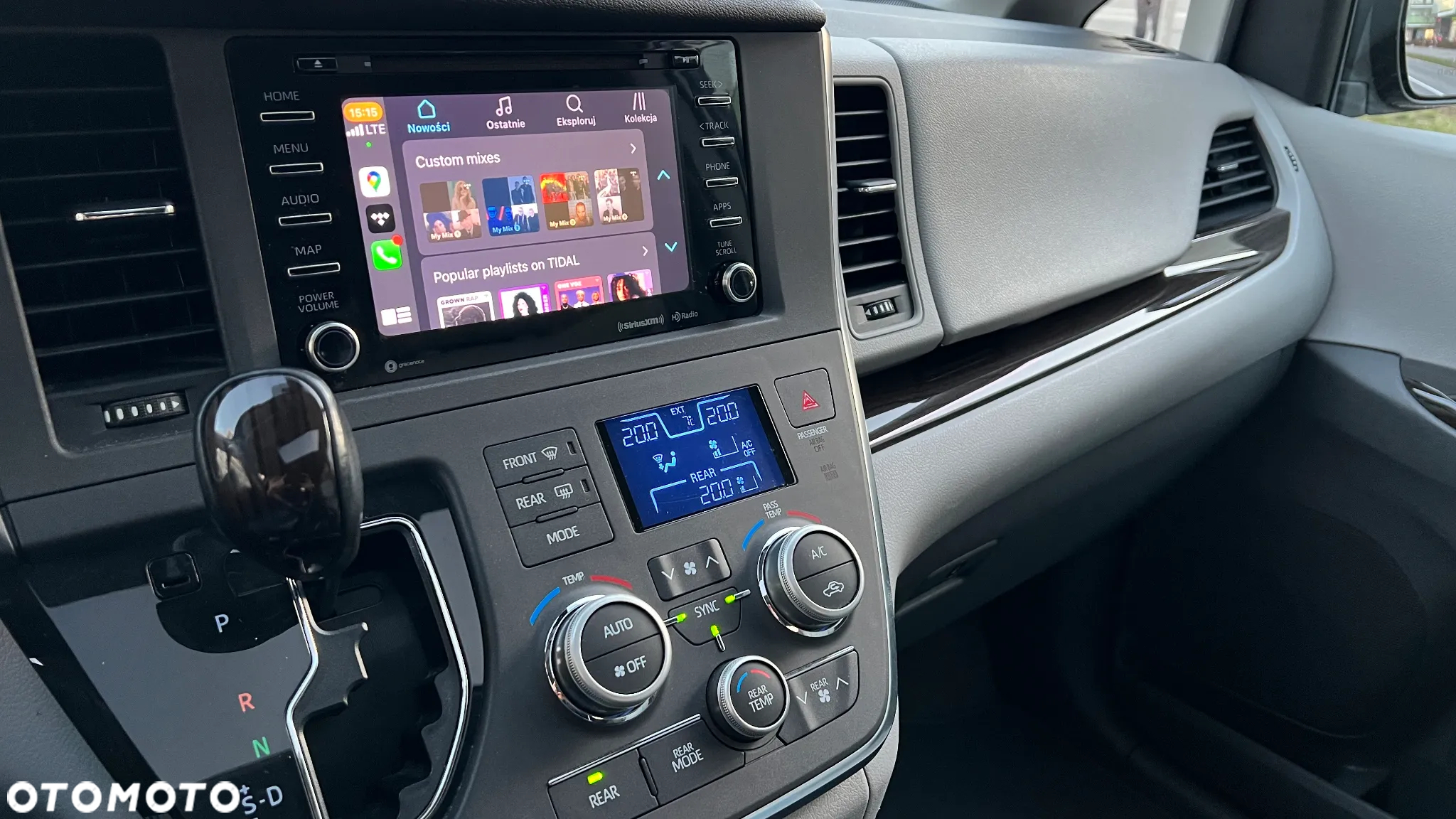 Toyota Sienna 3.5 V6 - 17