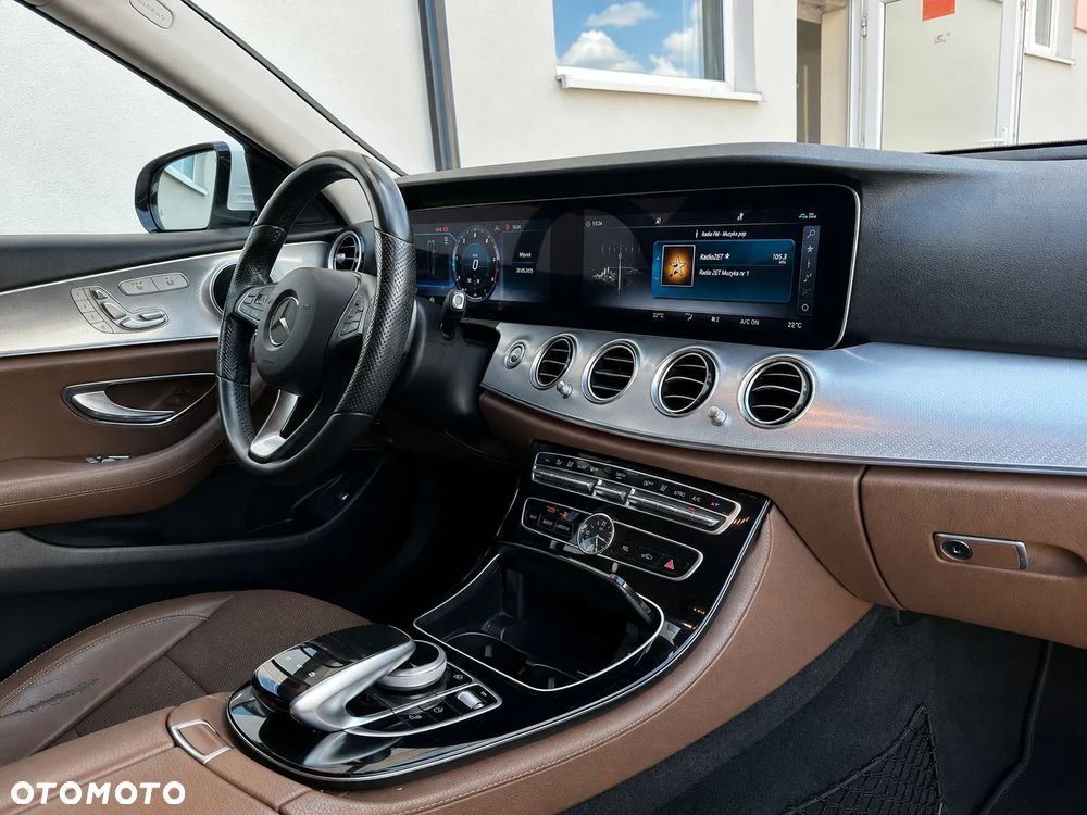 Mercedes-Benz Klasa E 220 d 4-Matic All-Terrain - 14