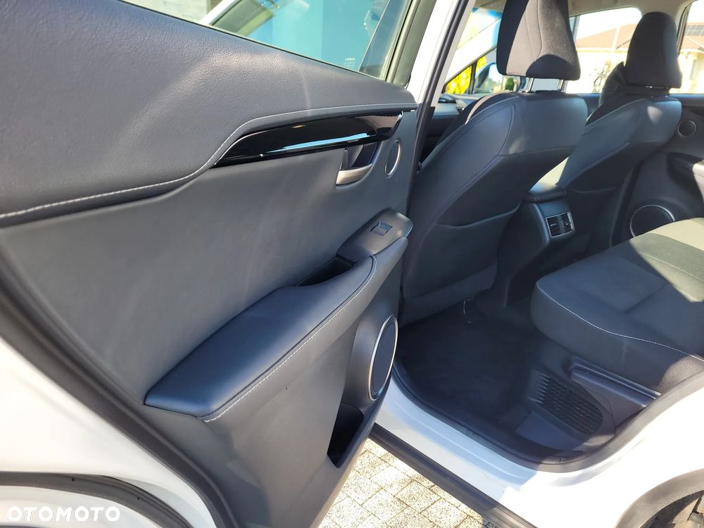 Lexus NX 300h Comfort AWD - 13