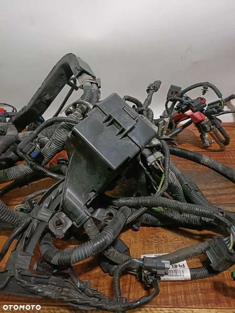 FORD FIESTA MK7 08 r.- 1,6 TDCI instalacja SILNKA wiązka przewodów + - 1