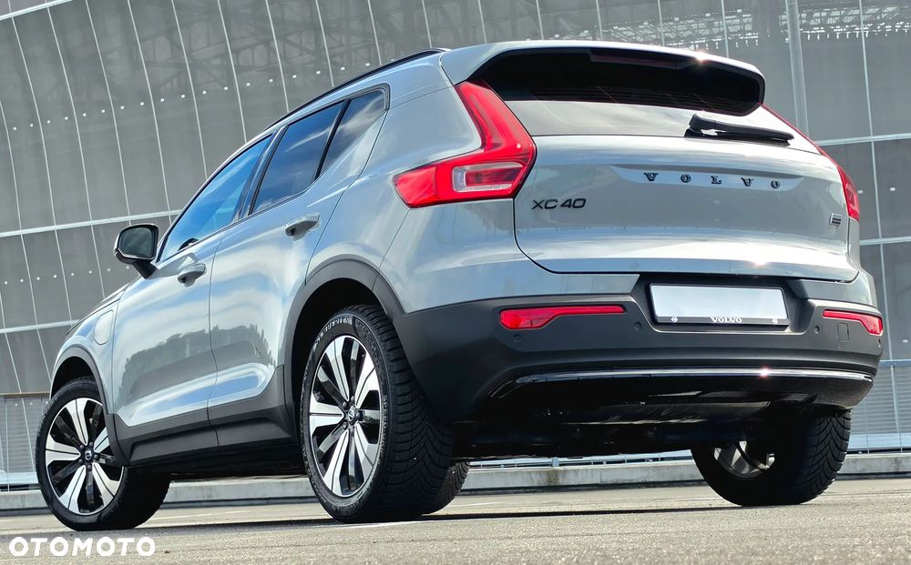 Volvo XC 40 T4 Plug-In Hybrid Plus Dark - 3