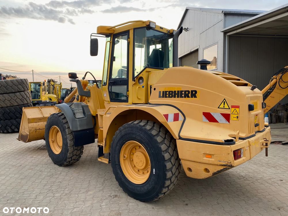 Liebherr L524, ŁYŻKA + WIDŁY, SZYBKOZŁĄCZE, Z NIEMIEC, WZOROWO UTRZYMANA - 3