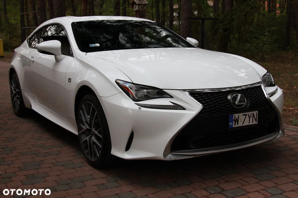 Lexus RC - 3
