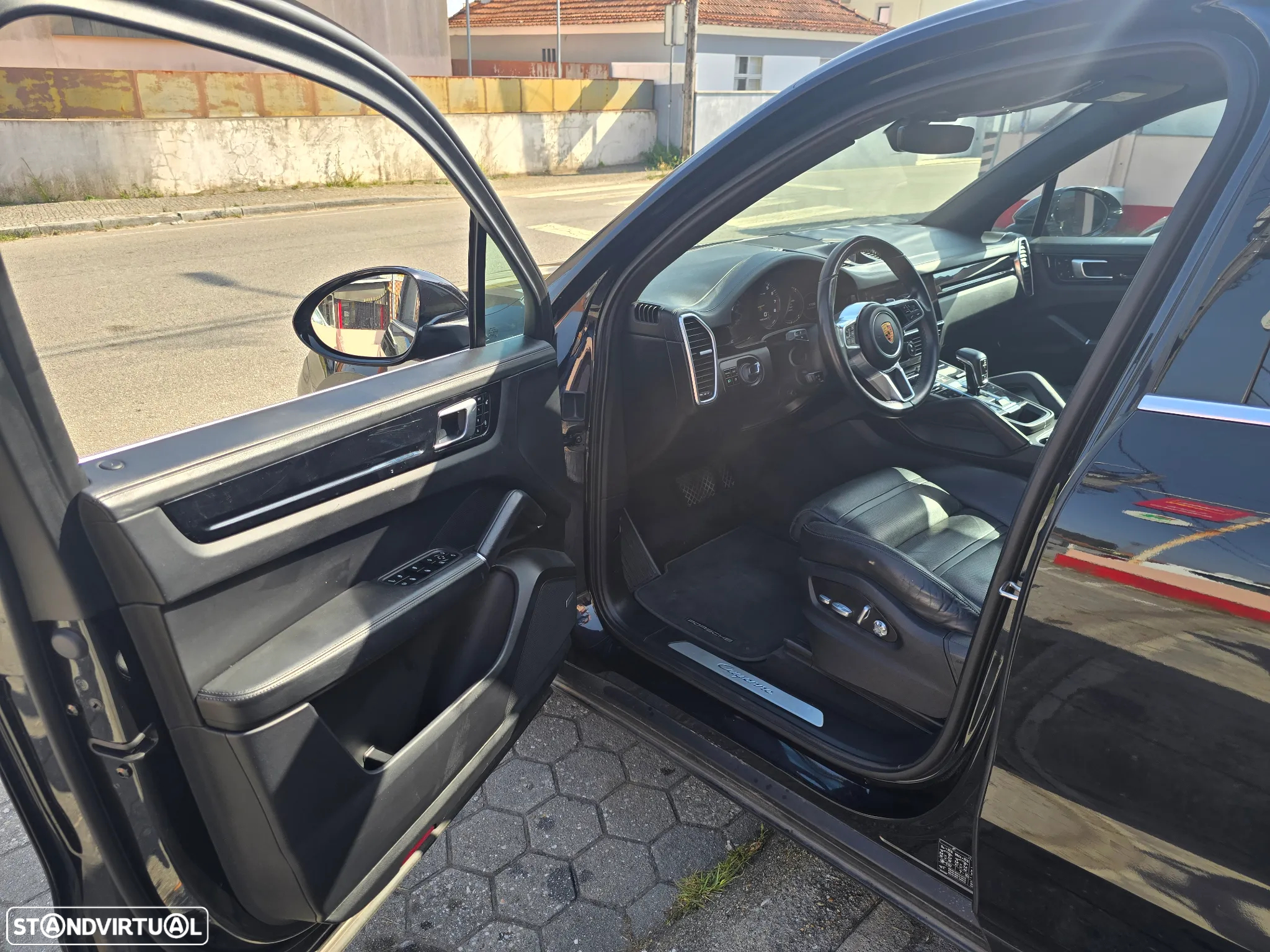 Porsche Cayenne - 3