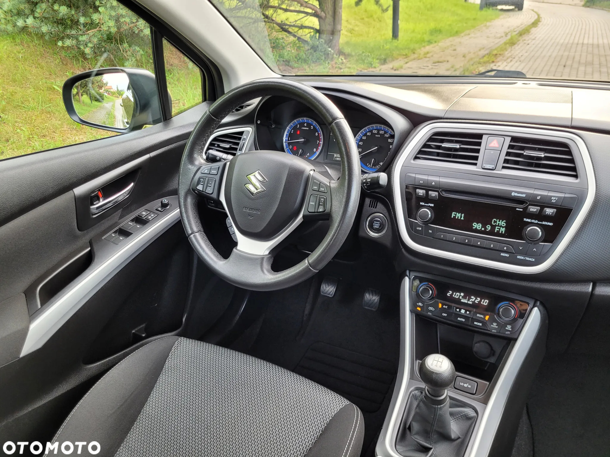 Suzuki SX4 S-Cross 1.6 VVT 4x2 Comfort - 9