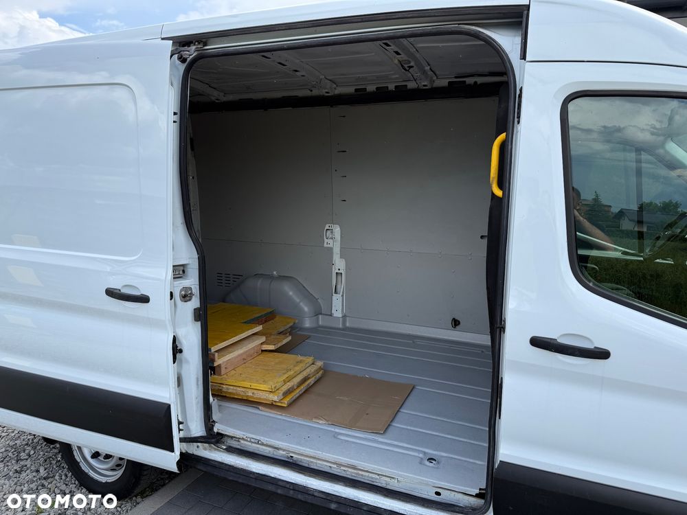 Ford Transit - 15