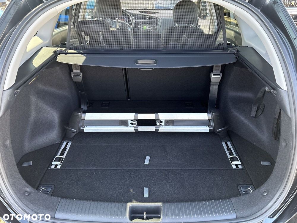 Kia Ceed 1.6 GDI L Business Line - 20