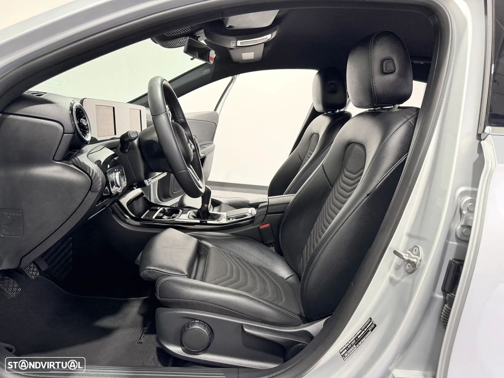 Mercedes-Benz A 180 d Progressive - 31