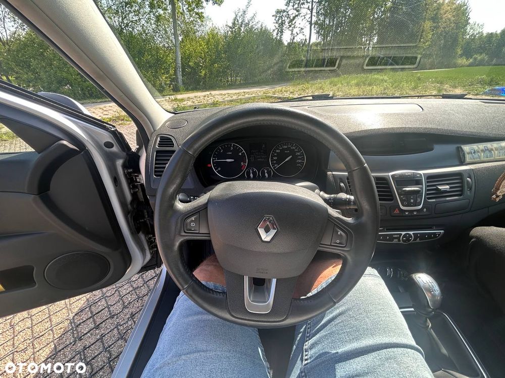 Renault Laguna 1.5 dCi Expression - 6