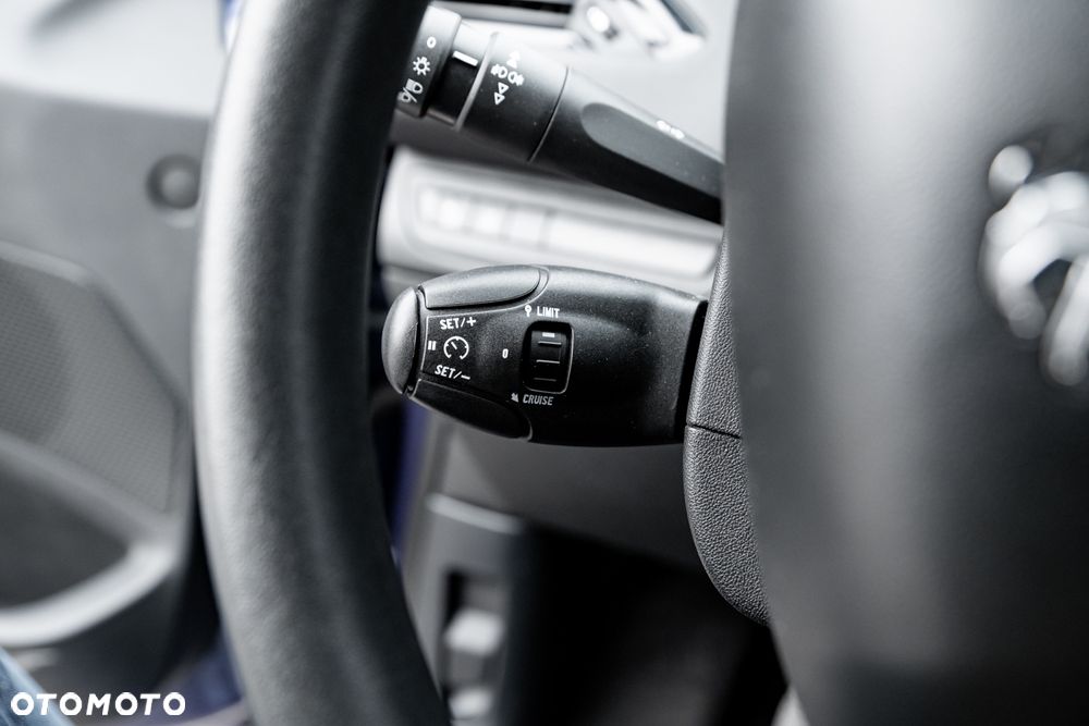 Peugeot 208 PureTech 82 Allure - 36
