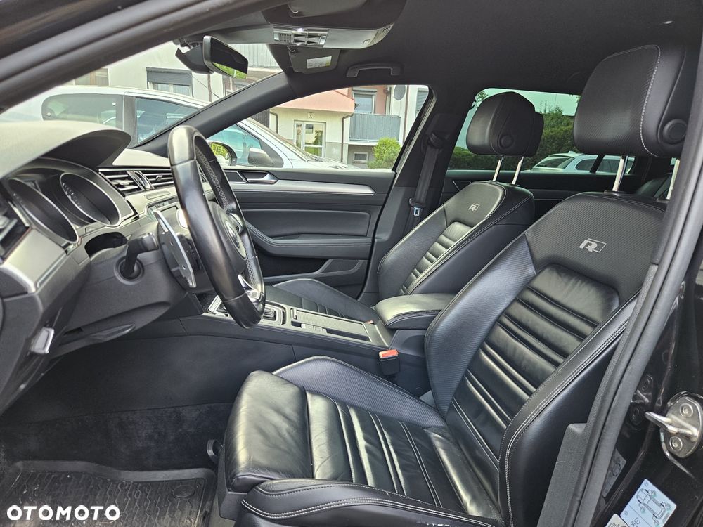 Volkswagen Passat - 10