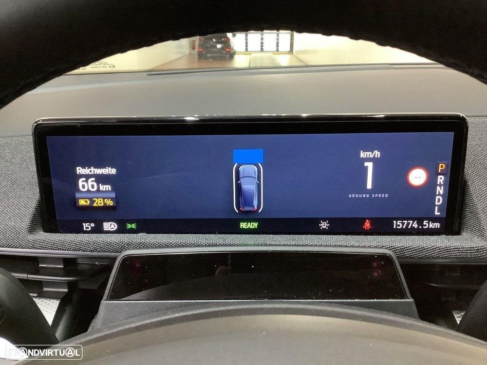 Ford Mustang Mach-E 75.7 kWh Base - 11