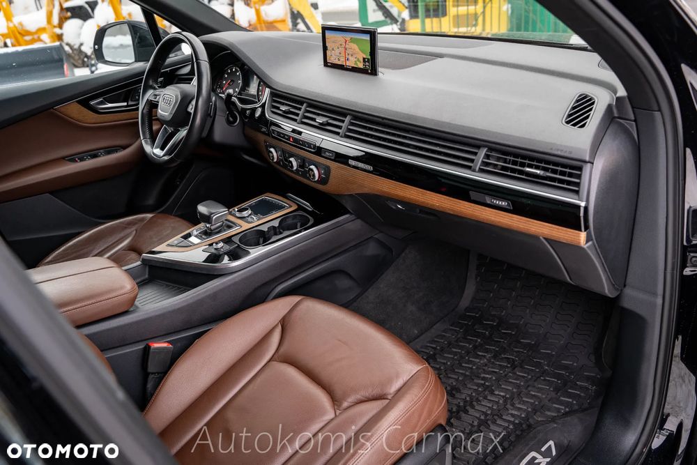 Audi Q7 - 16