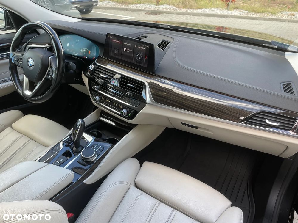 BMW 6GT 2019