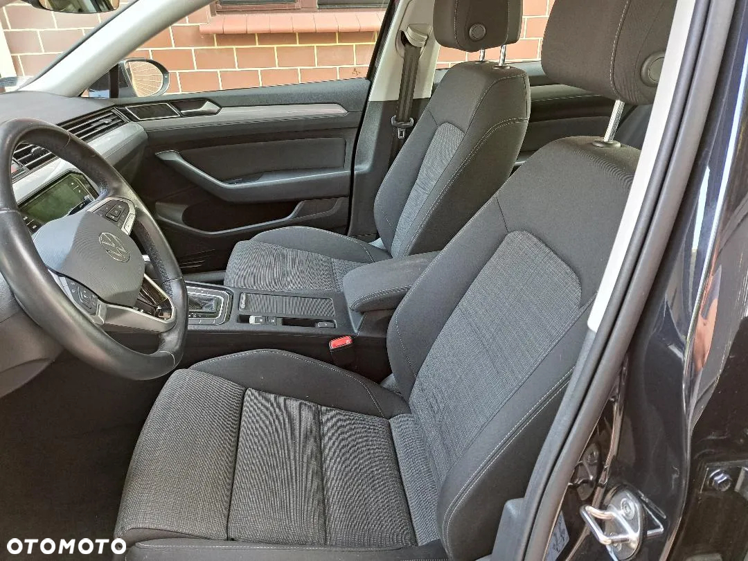 Volkswagen Passat 1.5 TSI EVO Business DSG - 25
