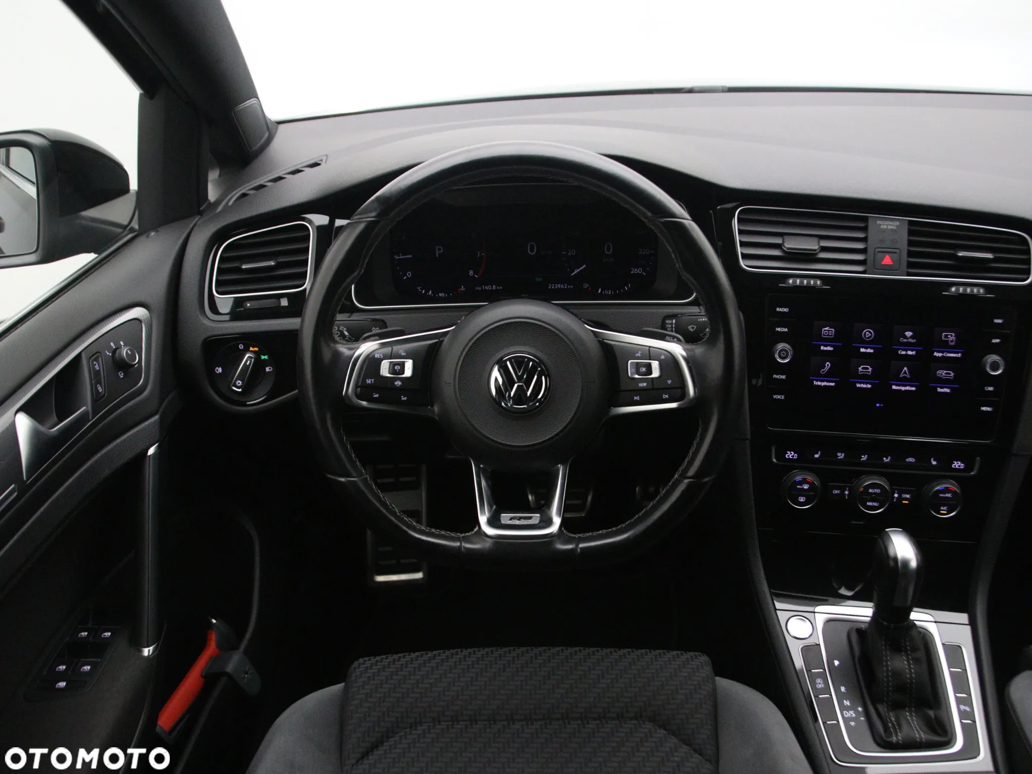 Volkswagen Golf 1.5 eTSI OPF DSG R-Line - 14