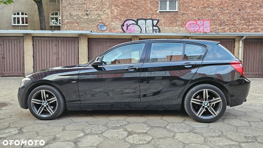 BMW Seria 1 118d Sport Line - 12