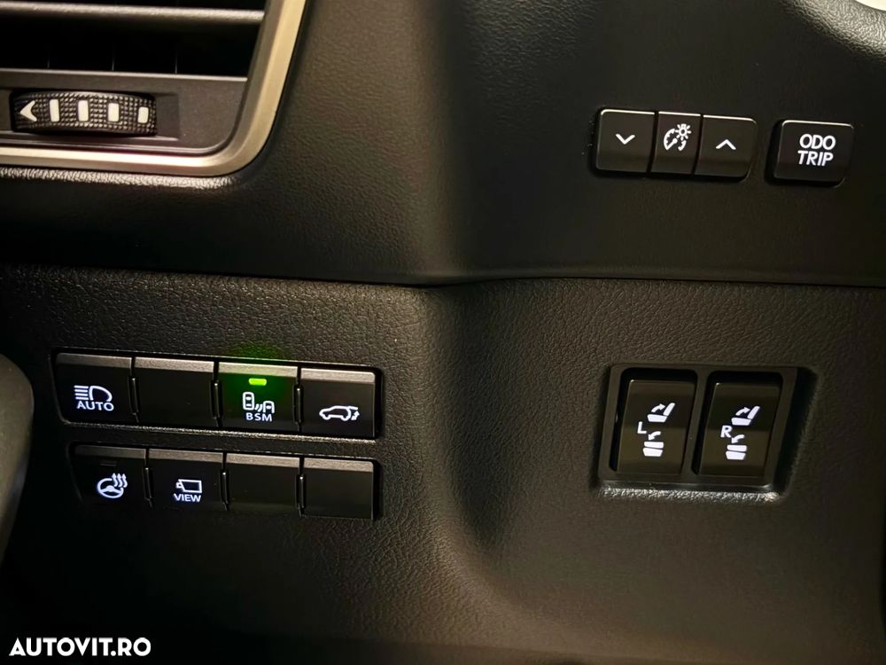 Lexus Seria NX 300h AWD Luxury - 31