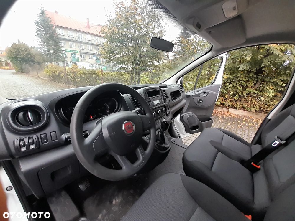 Fiat Talento blaszak 3-osobowy, ks. serwisowa - 19