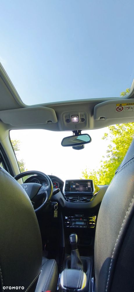 Peugeot 2008 1.6 VTi Allure - 12