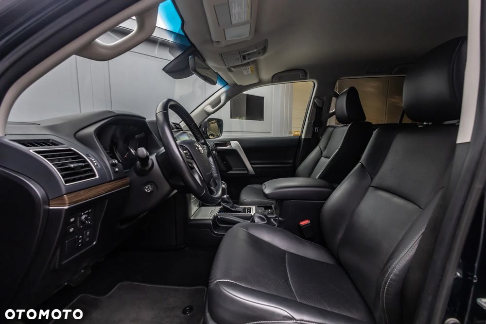 Toyota Land Cruiser LC 2.8 D-4D Invincible - 6