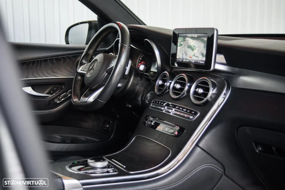 Mercedes-Benz GLC 250 d Coupé AMG Line 4-Matic - 56
