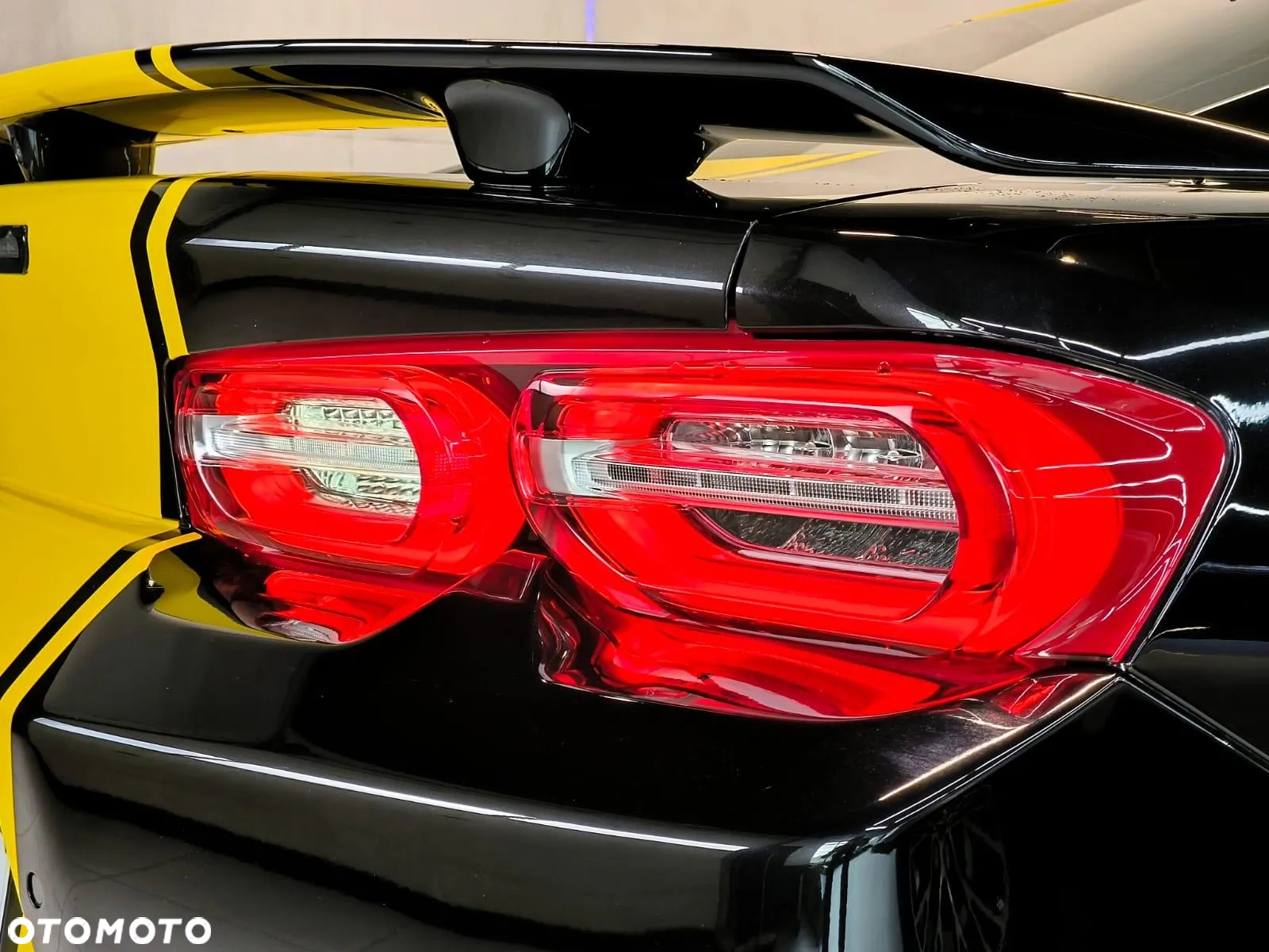 Chevrolet Camaro Coupe 6.2 V8 - 10