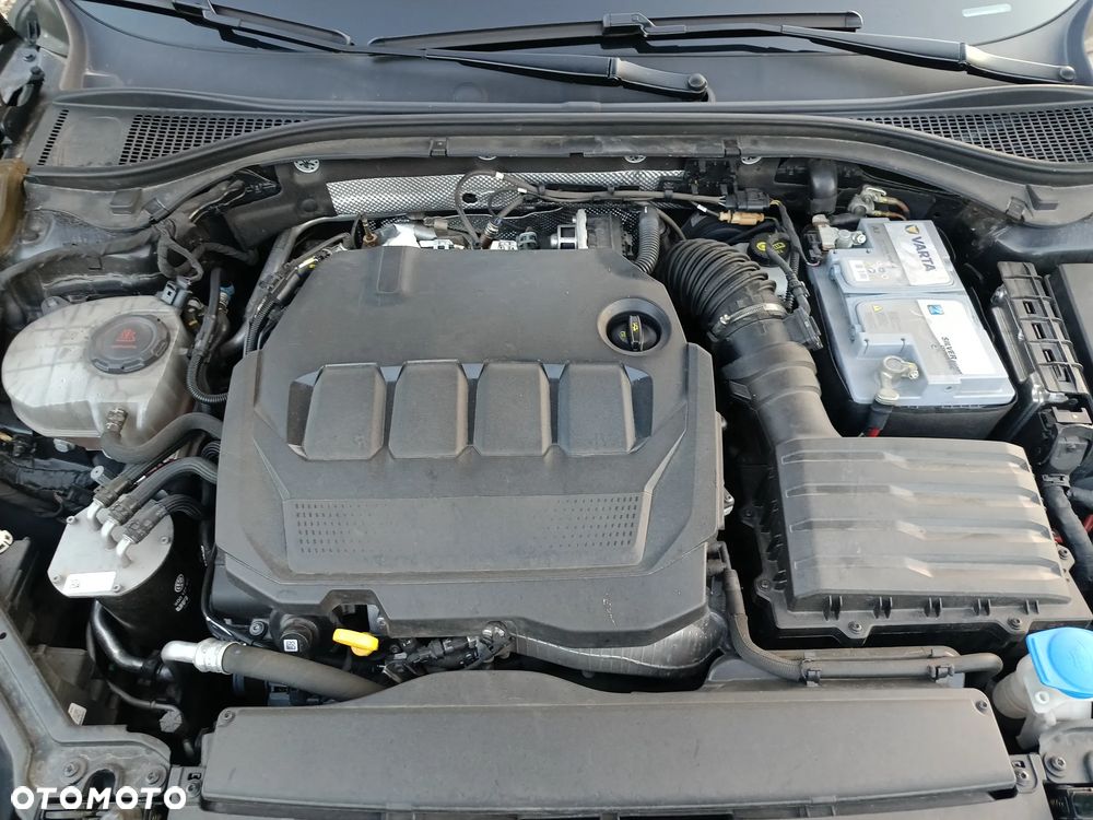Skoda Superb 2.0 TDI DSG Style - 37