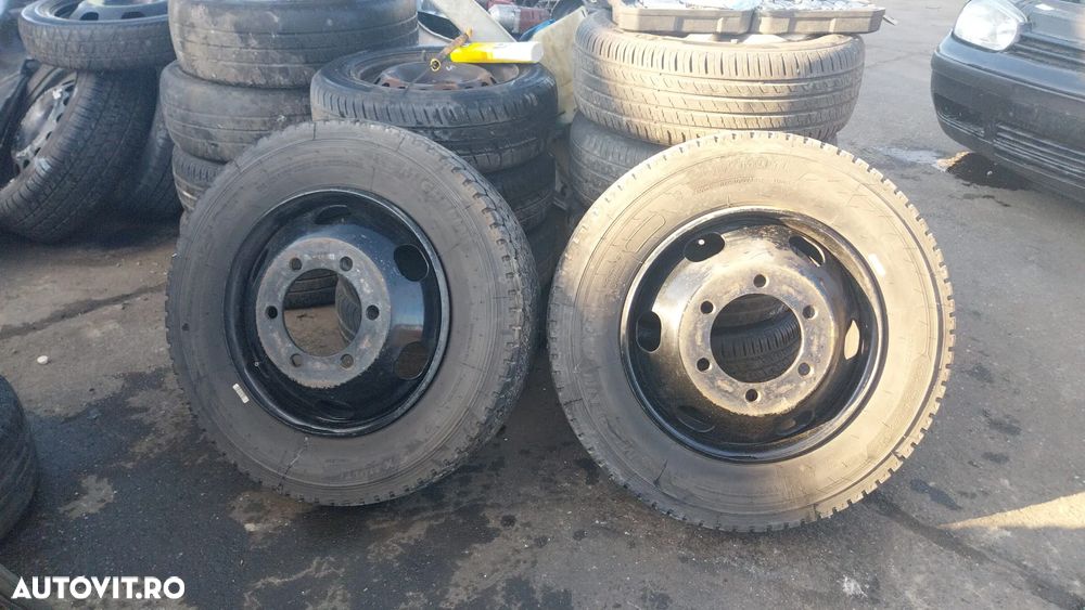 VAND SET DE JANTE COMPLETE CU CAUCIUCURI 2 DIRECTIE+4 TRAGATOR PENTRU MERCEDES ATEGO 2012, 205/75 R17.5 - 8