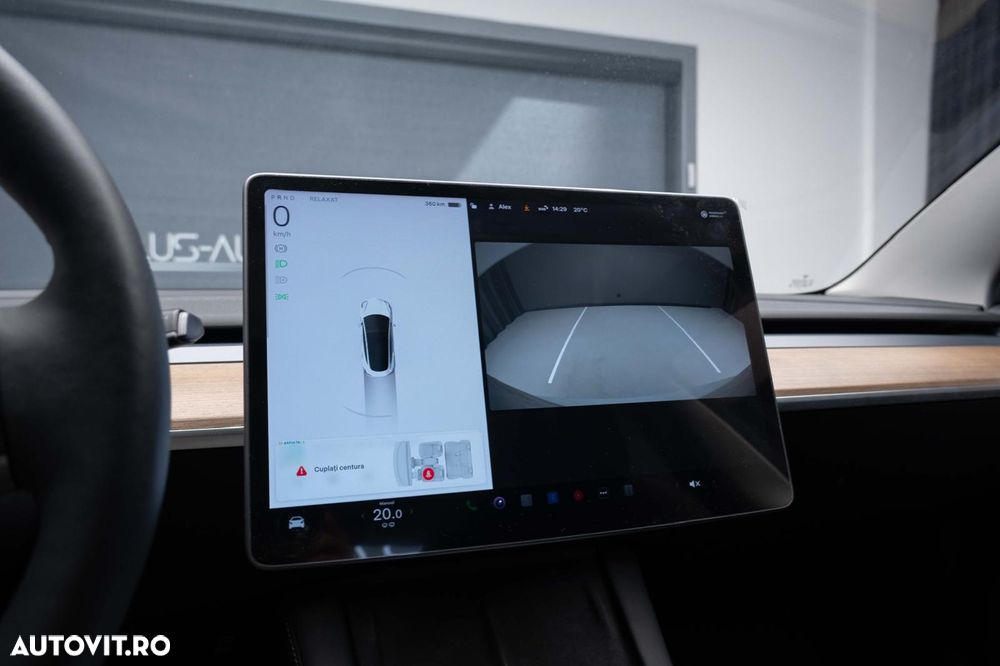 Tesla Model 3 RWD - 14