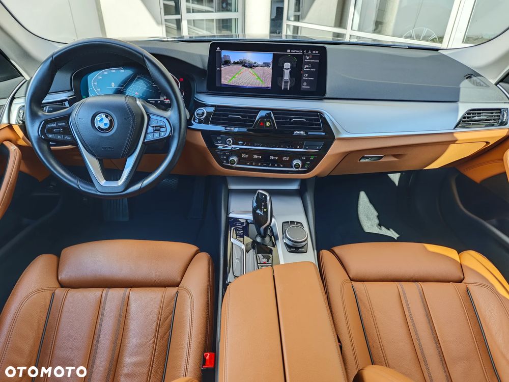 BMW Seria 5 540i xDrive GPF Sport - 18