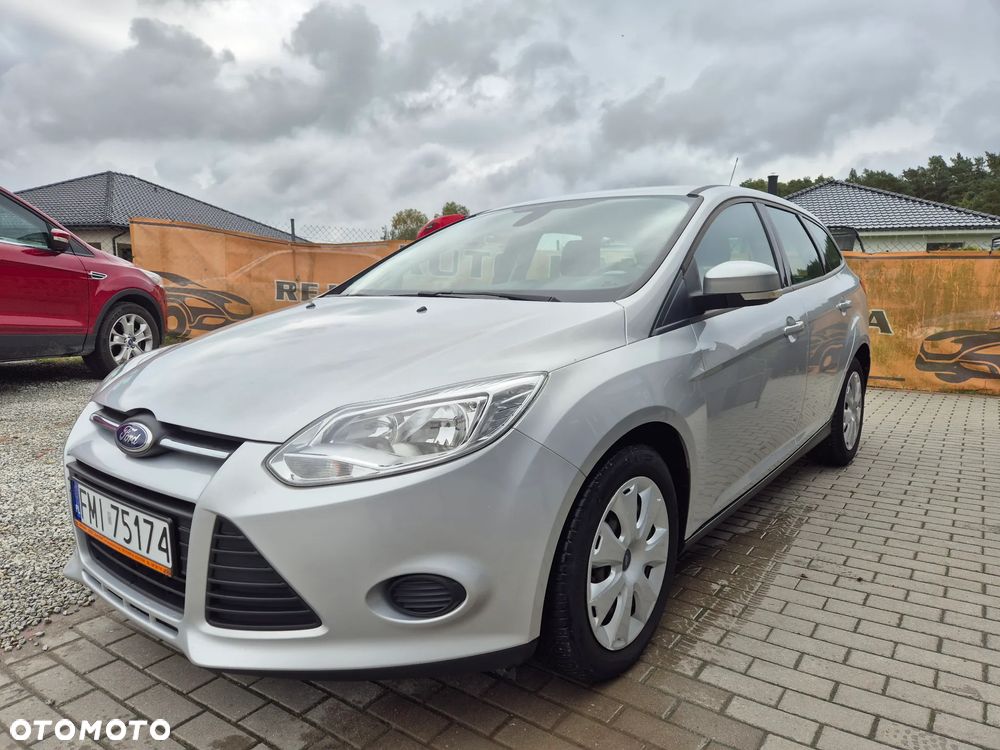 Ford Focus 1.6 TDCi DPF Champions Edition - 4