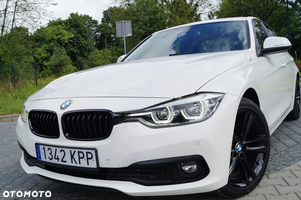 BMW Seria 3 318d Edition M Sport Shadow - 3