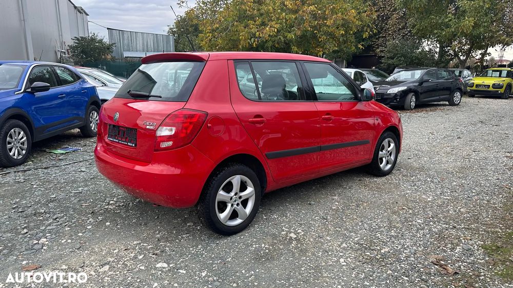 Skoda Fabia 1.2 TSI STYLE EDITION - 4