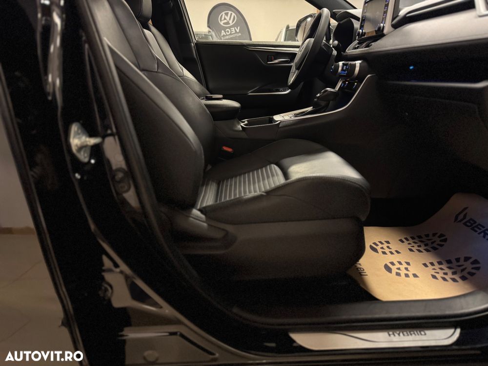 Toyota RAV4 2.5 4x4 Black Edition - 28
