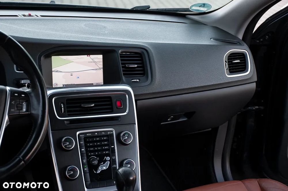 Volvo S60 D4 Summum - 33