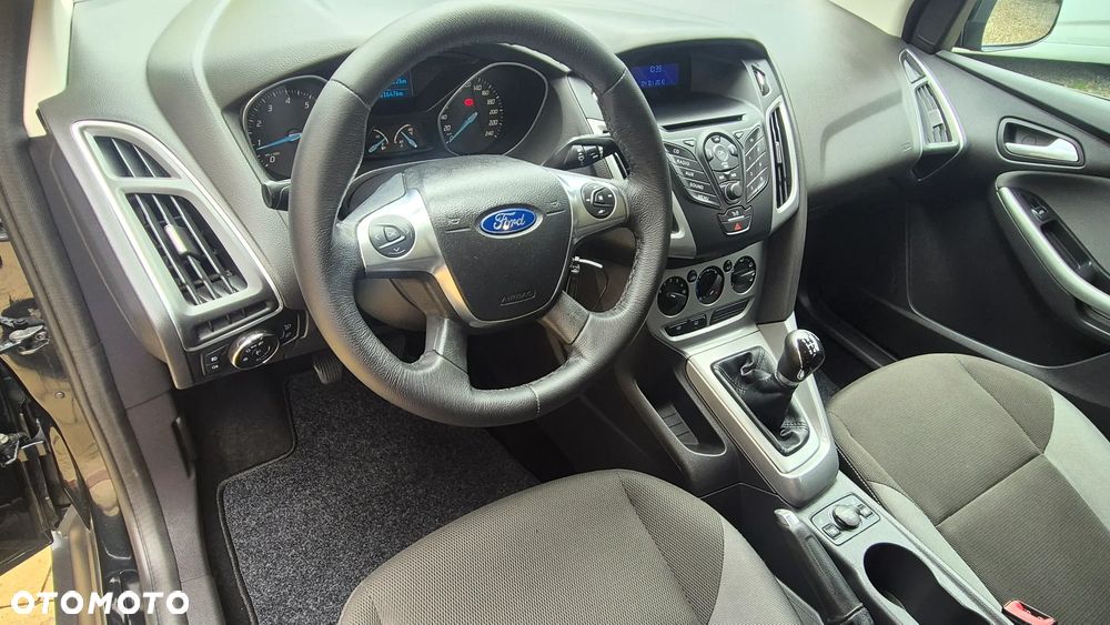 Ford Focus 1.6 TI-VCT Champions Edition - 20
