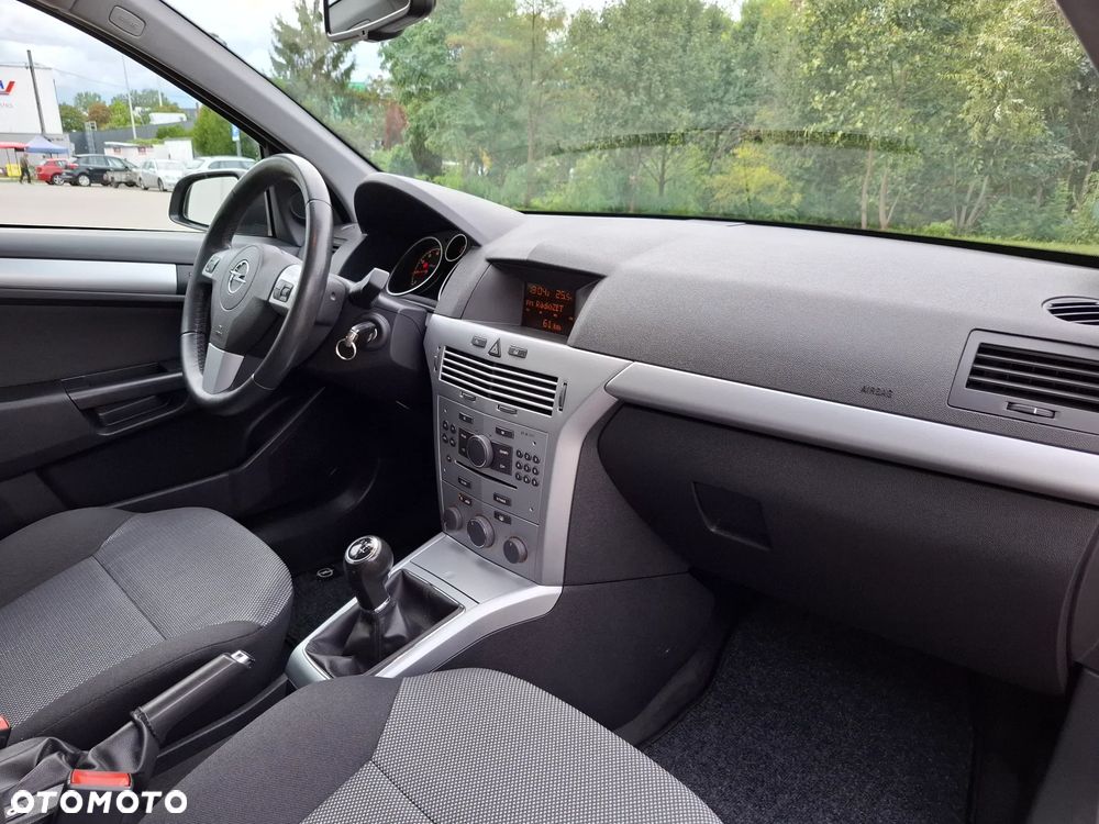 Opel Astra 1.6 Enjoy - 34