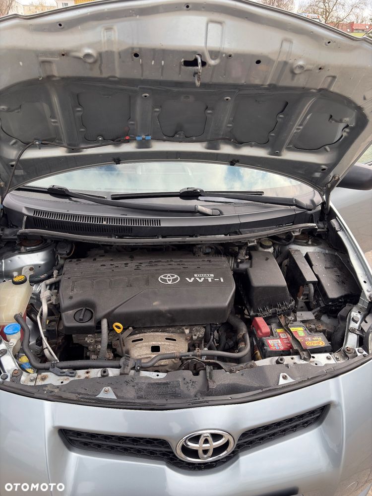 Toyota Auris 1.33 VVT-i Entry - 20