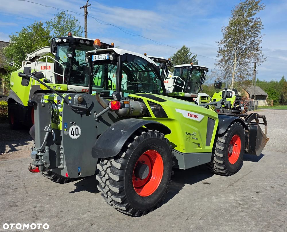 Claas Scorpion 741 VARIPOWER - 6