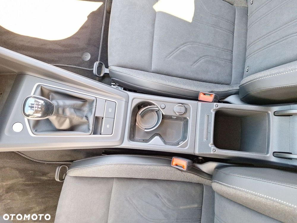 Volkswagen Golf 1.5 TSI Life Plus - 31
