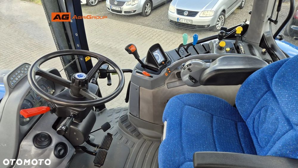 New Holland TS125A EC 2003R - 11
