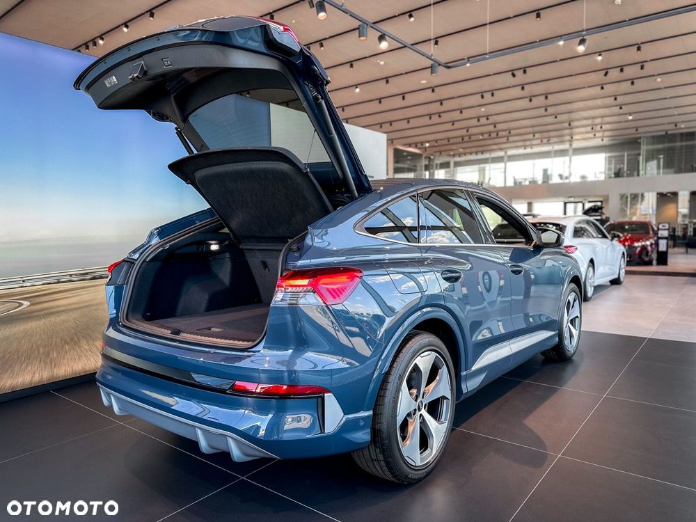 Audi Q4 Sportback e-tron - 11