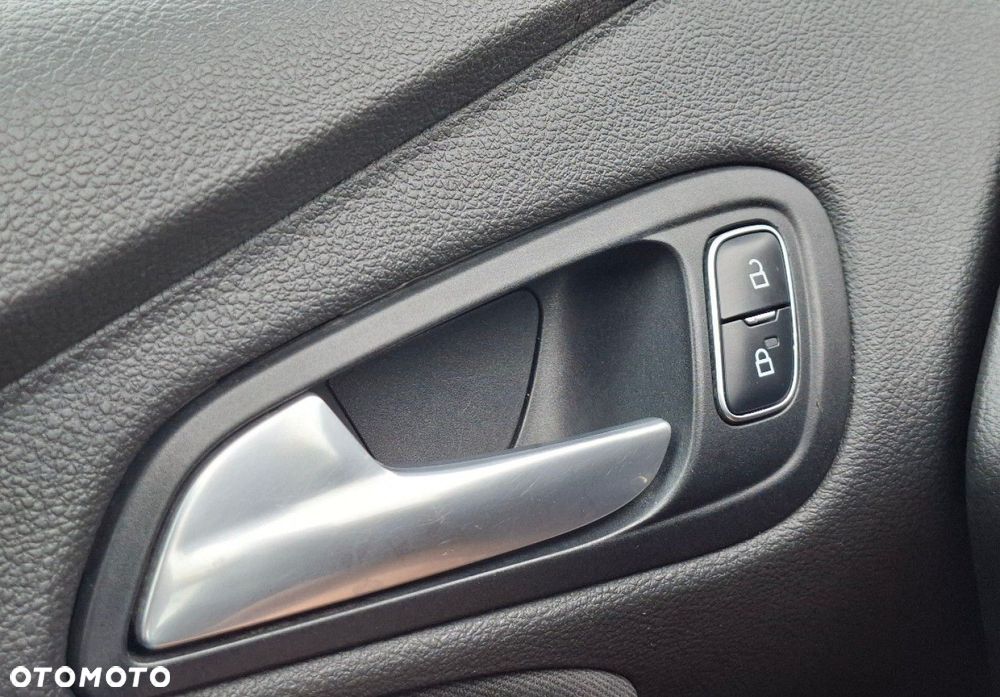 Ford Focus - 31