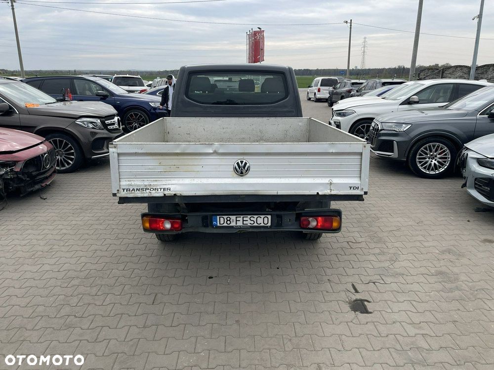 Volkswagen Transporter - 4